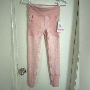 Athleta Girl High Rise Softluxe tight, with pockets.  NWT!!  Size L/12
